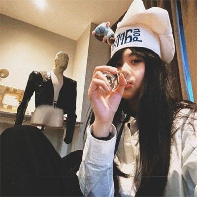 尼禄皇帝 封面
